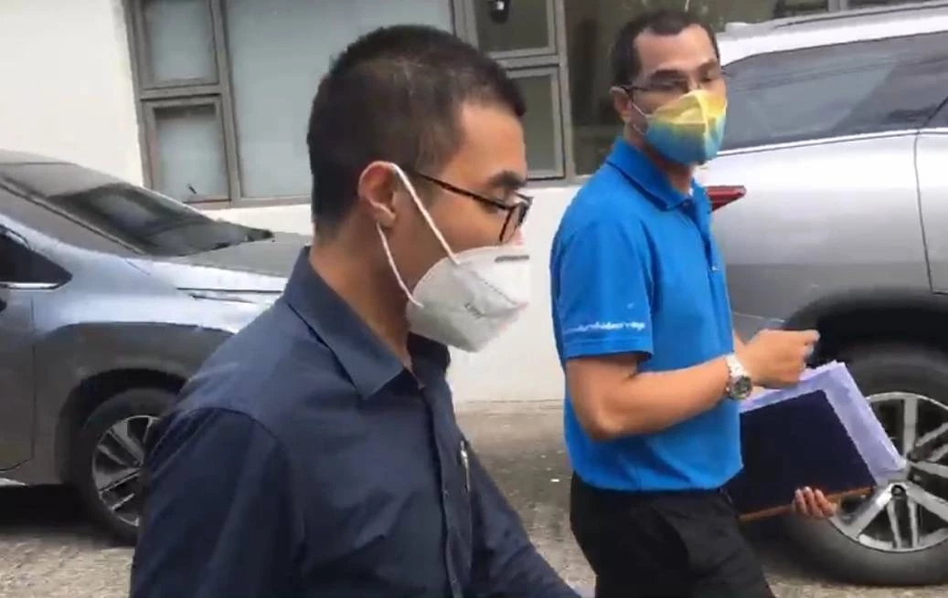 นายปิยรัฐ จงเทพ หรือ โตโต้ อดีตหัวหน้าการ์ดม็อบกลุ่มวีโว่ 