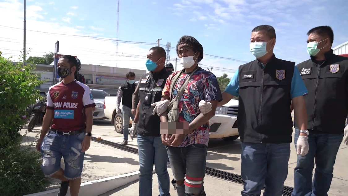 คุมตัวทำแผนหนุ่มเมายาบ้า พังตู้เอทีเอ็ม หลังใช้บัตรสวัสดิการกดเงินไม่ออก