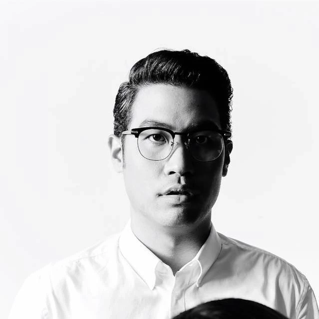 "แทน ลิปตา" หรือ "ธารณ ลิปตพัลลภ" นักร้องหนุ่มชื่อดังสมาชิกวงลิปตา 