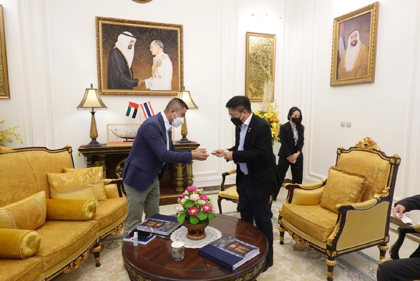 "บิ๊กโจ๊ก" นำทีม ศพดส.ตร. บินดูไบช่วยเหลือแรงงานไทยถูกหลอก