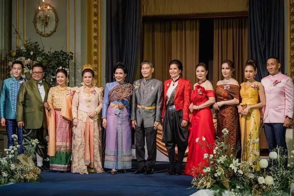 ทรงคุณค่ามอบรางวัลภาพออนไลน์นุ่งห่มผ้าไทย “ภาพเก่าเล่าเรื่อง ภูษาไทย”