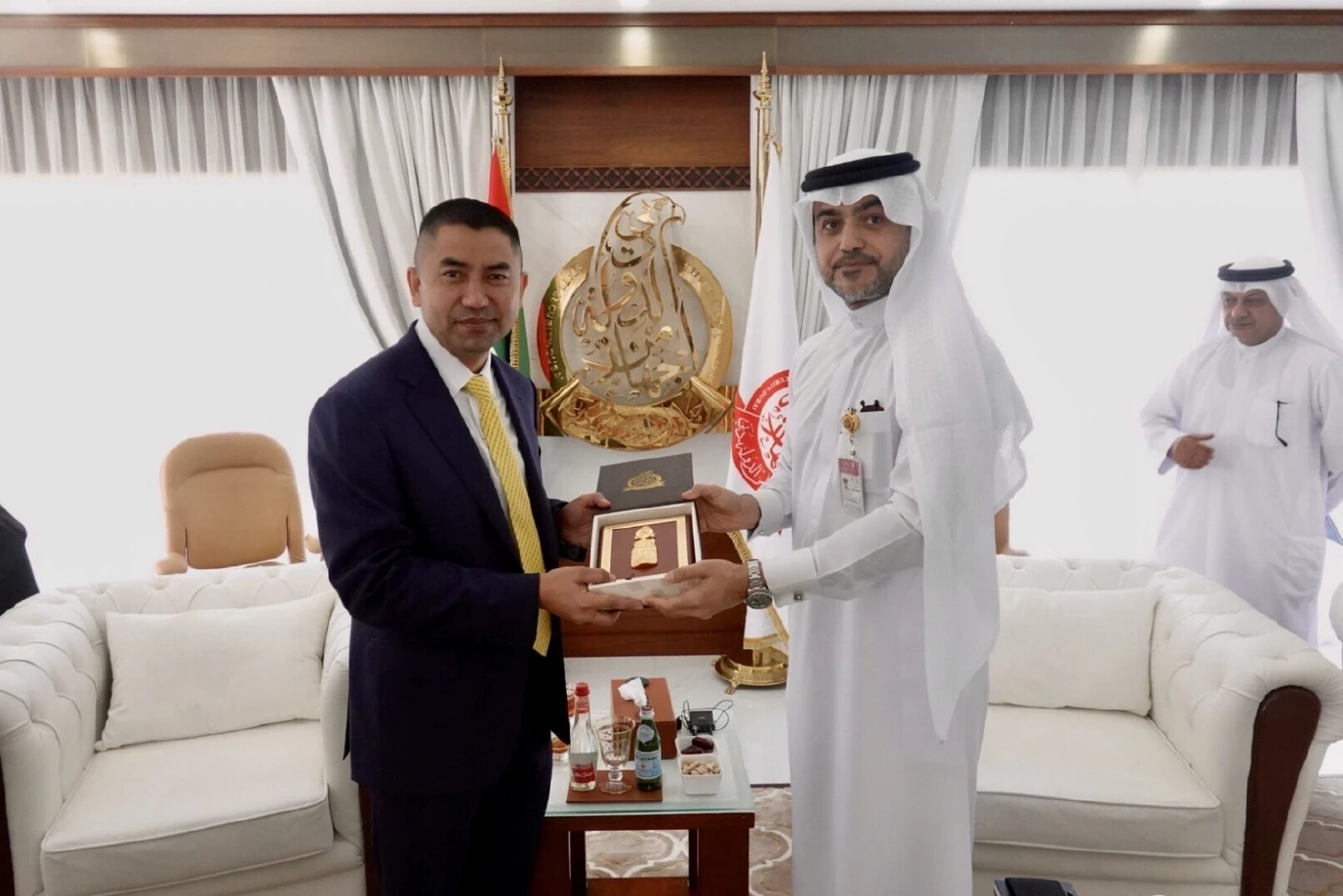 "บิ๊กโจ๊ก" นำทีม ศพดส.ตร. บินดูไบช่วยเหลือแรงงานไทยถูกหลอก