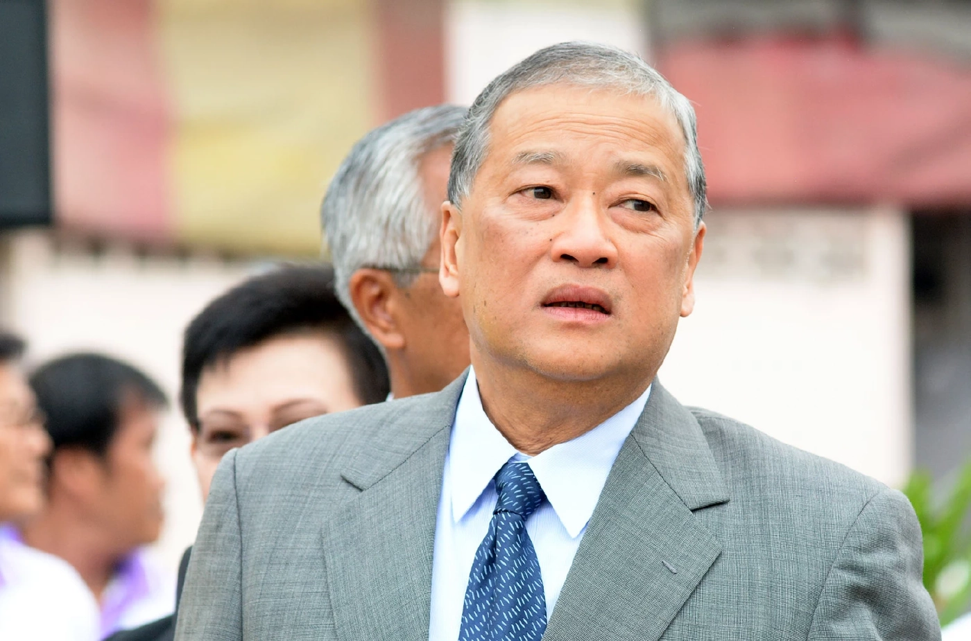 ม.ร.ว.สุขุมพันธุ์ บริพัตร