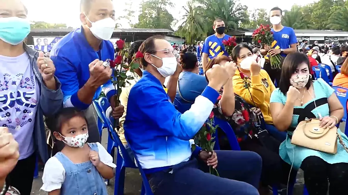 “กรณ์” ชี้ปชช.ชุมพรตื่นตัว สัญญาณการเมืองเปลี่ยน