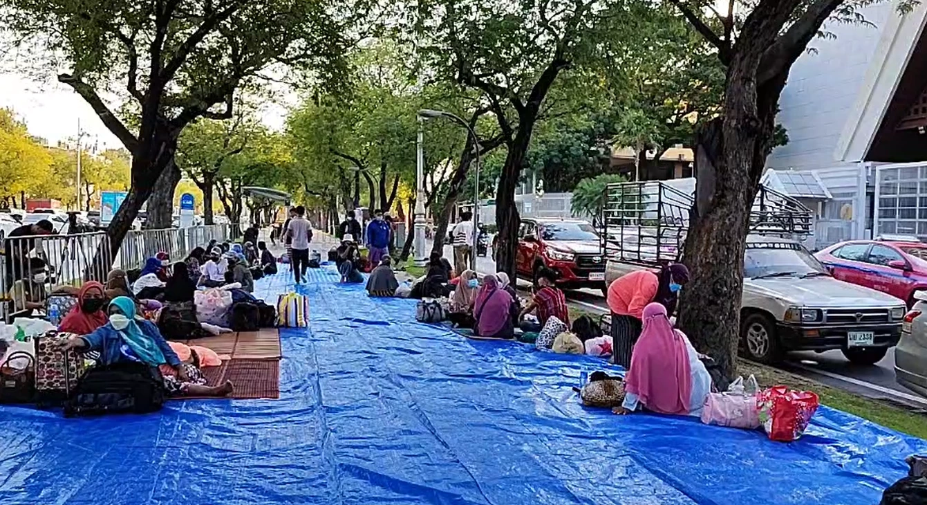 "ม็อบจะนะ" ยื่นคำขาดไม่กลับบ้าน ย้ายไปปักหลักหน้ายูเอ็น