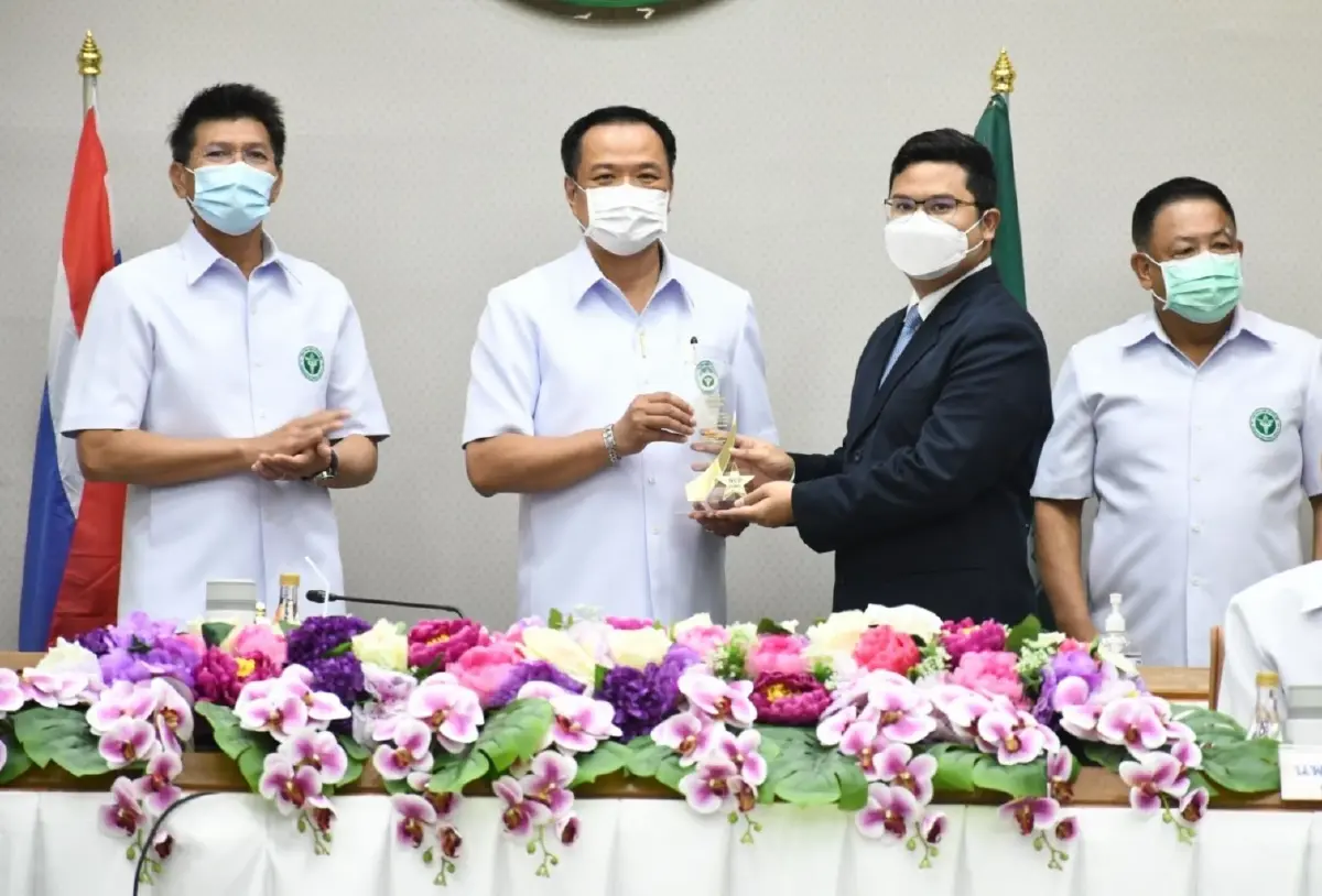 สธ.มอบโล่ NCD Clinic Plus Award ให้ 9 โรงพยาบาล ผลงานดีเด่นระดับประเทศ