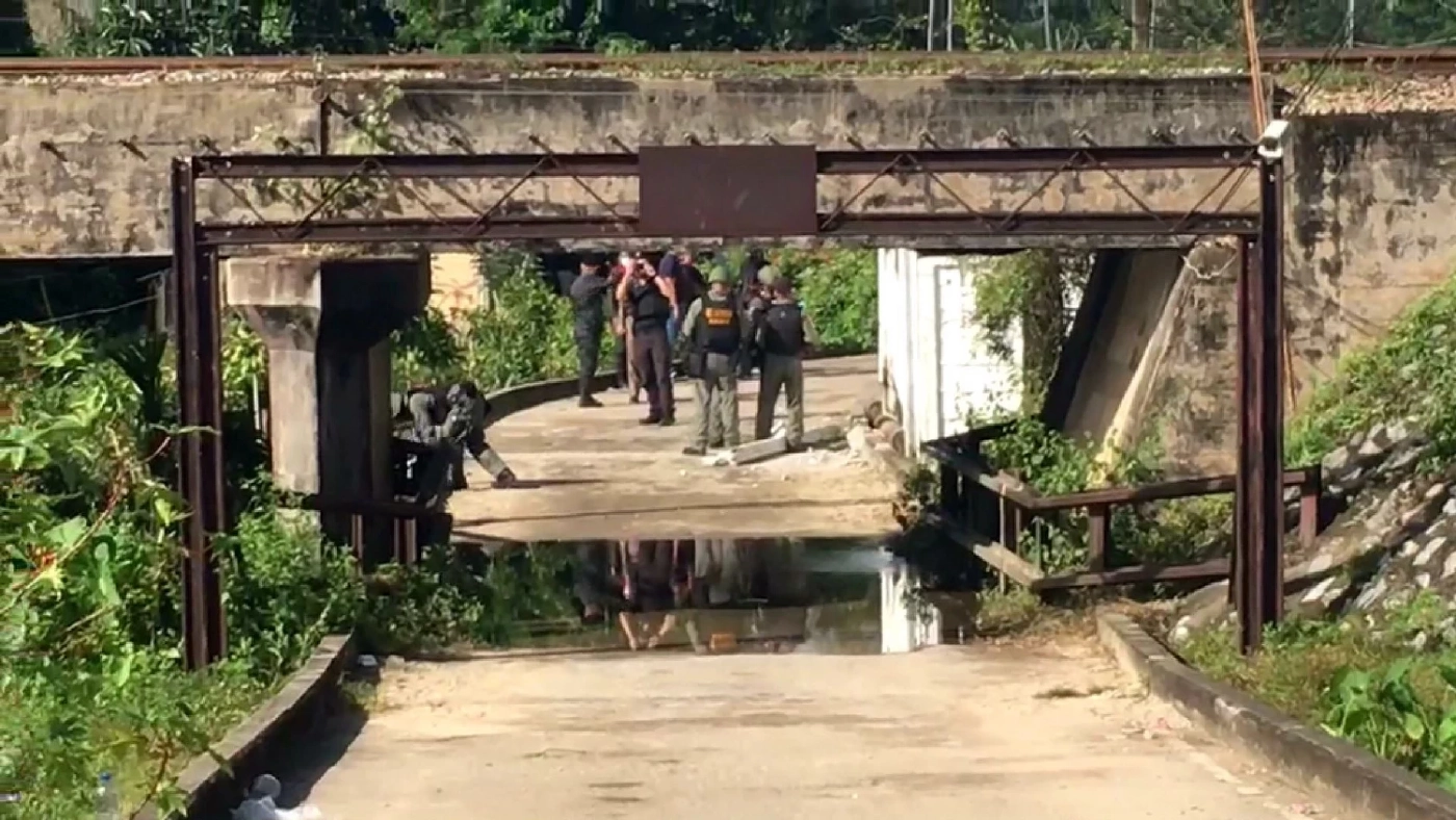 โจรใต้ป่วนหนัก! ลอบวางระเบิดฐาน นปพ.รือเสาะ