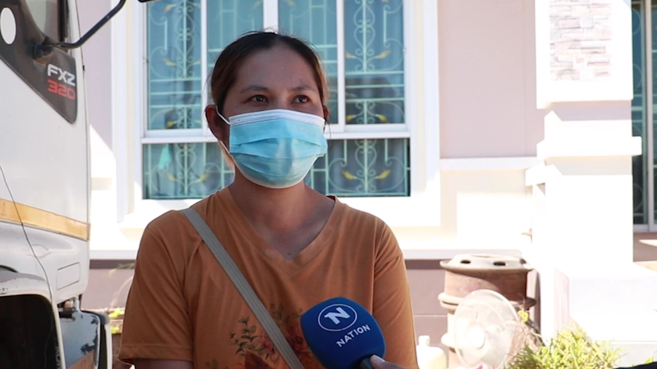 ชาวบ้านขอนแก่นล้อมวงผิงไฟล้อเลียนถนนสายหมอก