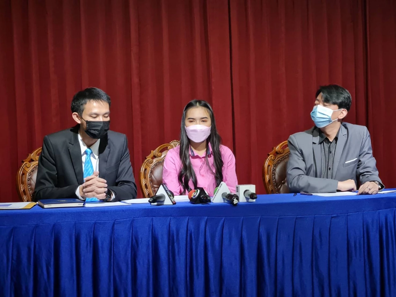 “น้องเอิร์น”งัดคลิปเสียงชายอ้างเป็นทนาย"แม่น้ำหนึ่ง"คุกคามถึงบ้าน