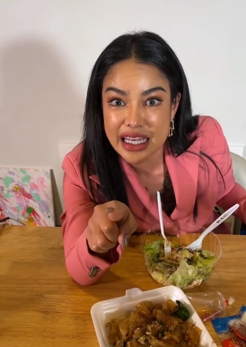 ขอมาจัดไป! "พิมรี่พาย" รับคำท้าป้าอัดคลิปขอให้ทำกล่องสุ่ม 199