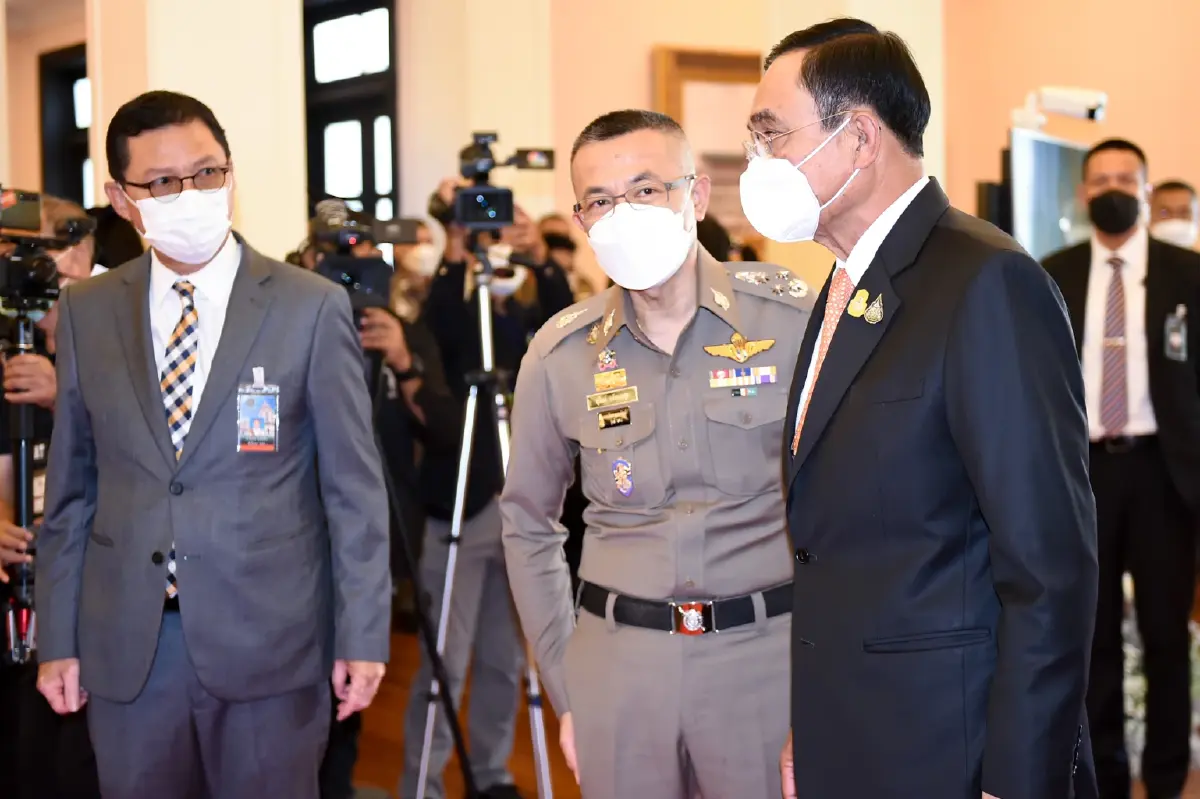 นายกฯ ประชุม ก.ตร. ส่งท้ายปี 64 เผยตัวเลขตำรวจถูกไล่ออกเกือบ 200 ราย