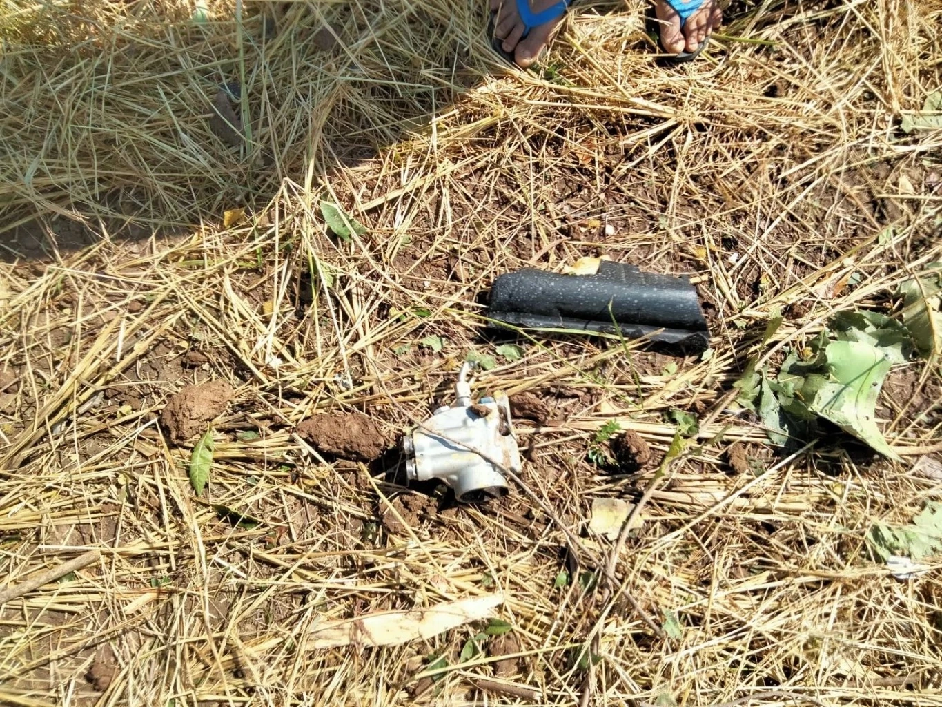 คืบหน้ากรณีเครื่องบิน F 5 ของกองทัพอากาศตก ในพื้นที่หมู่ 1 จ.ลพบุรี