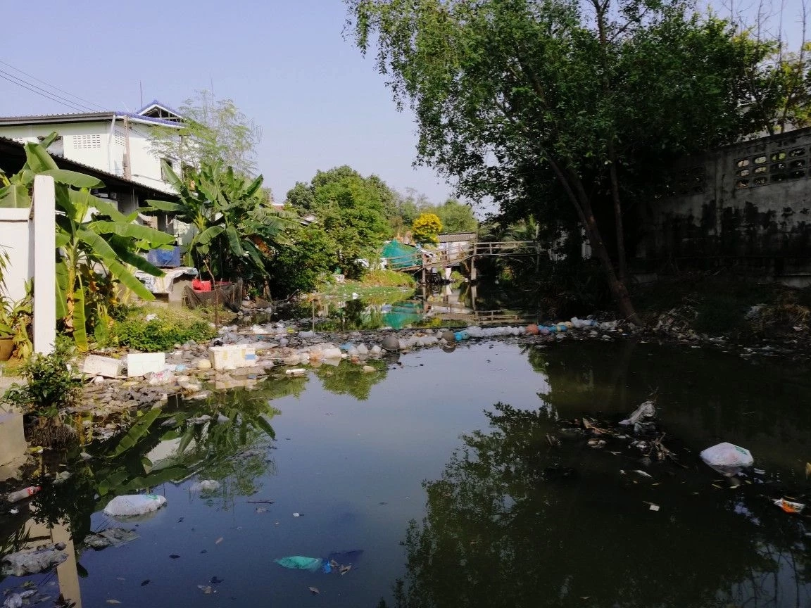 วิกฤติขยะพลาสติกในลำคลอง สู่ทะเลอ่าวไทย