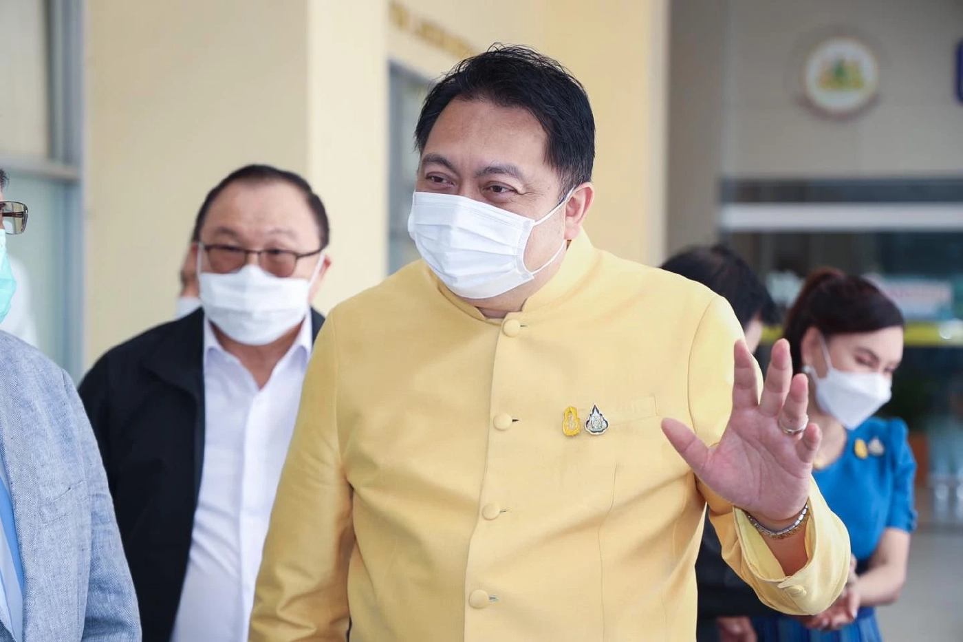 รัฐเร่งช่วยลูกจ้างถูกเลิกจ้างไร้เงินชดเชย เทงบฯ 24 ลบ.เป็นของขวัญปีใหม่