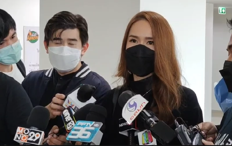 สอท. รวบสาวแสบอ้างเป็นน้องโบนัสในตำนานหลอกลวงเหยื่อให้โอนเงิน