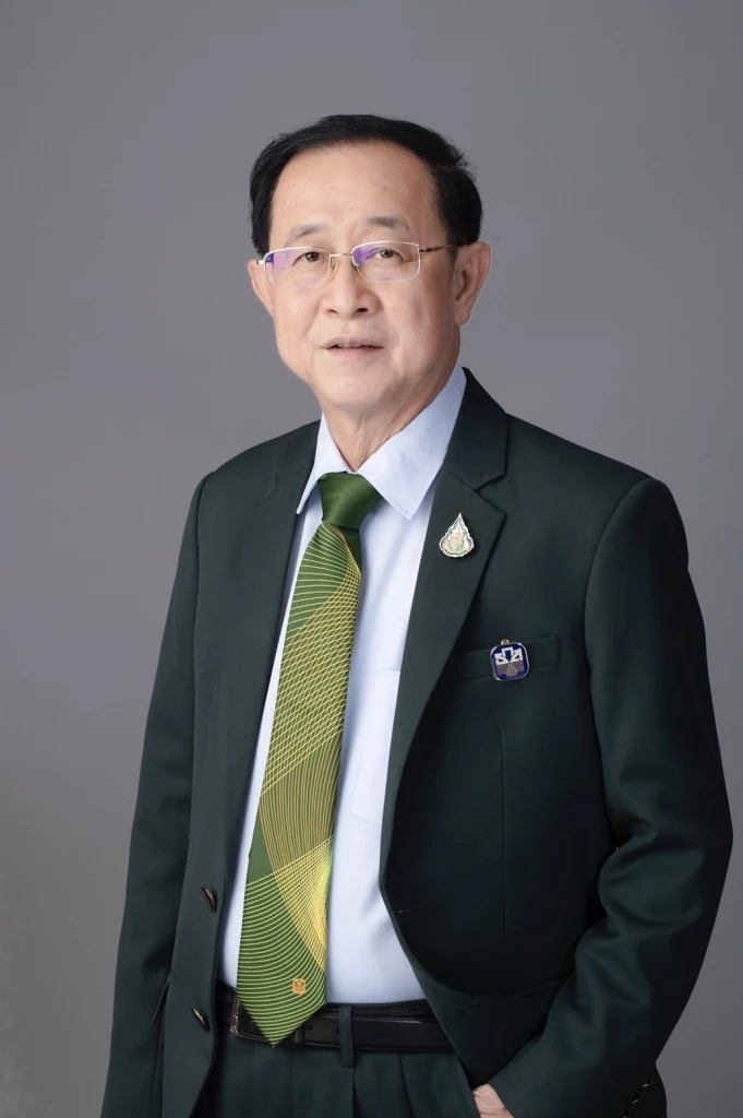 อาคม เติมพิทยาไพสิฐ รัฐมนตรีว่าการกระทรวงการคลัง