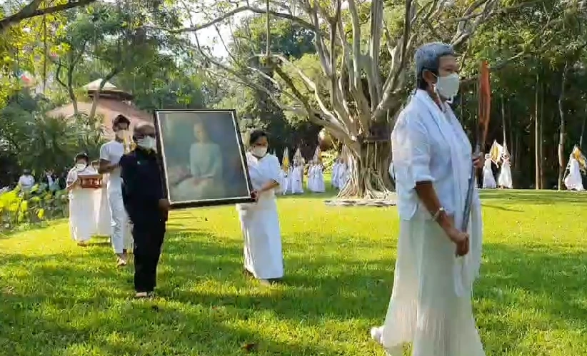 เสถียรธรรมสถานทำพิธีเคลื่อนกายสรีระสังขาร "แม่ชีศันสนีย์"