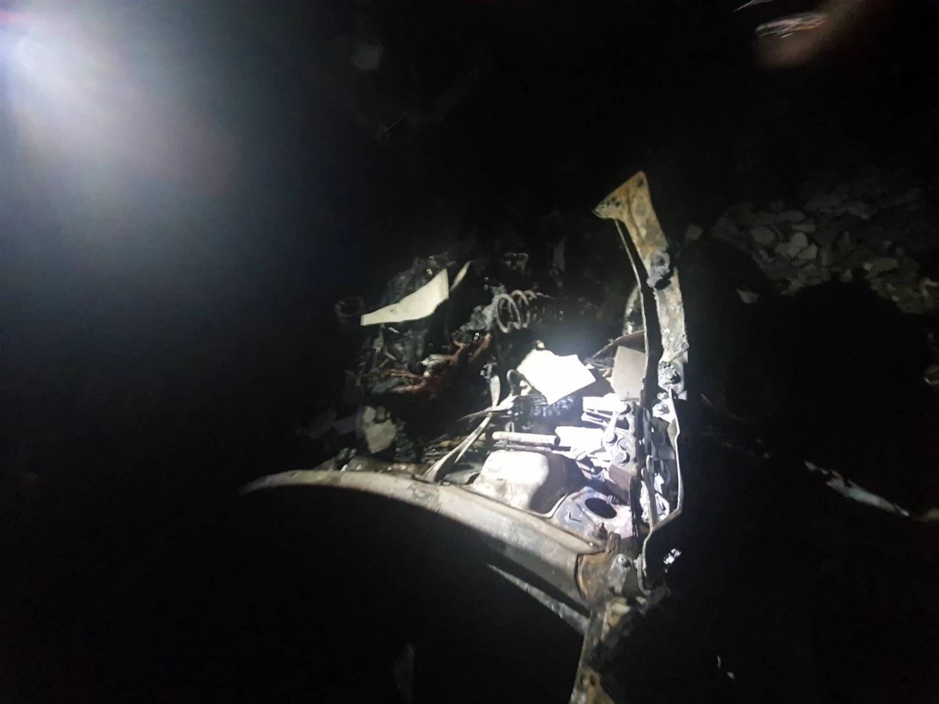 สาวโพสต์ขอความเป็นธรรม ซื้อเบนซ์ใหม่ขับน้อยจอดในบ้านแต่ไฟไหม้ปริศนา