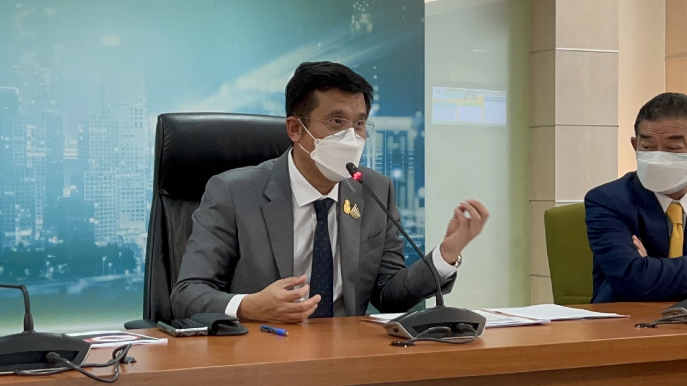 "ดีอีเอส" ใจดีแจก 12 ของขวัญปีใหม่คนไทย "ฟรีไวไฟ-โทรฟรี-ส่วนลดซื้อ-ส่งของ"