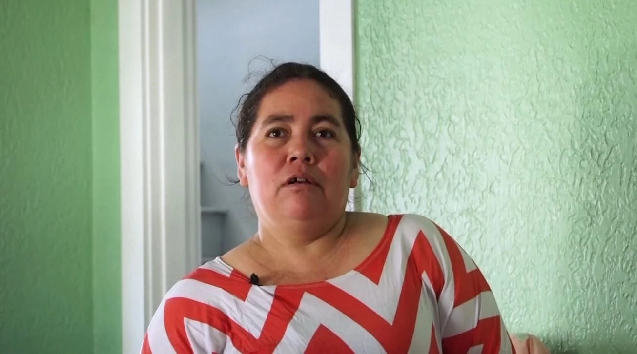 สาวเคนทักกีใจดี รับ 5 ครอบครัวเหยื่อพายุทอร์นาโดมาอยู่บ้าน