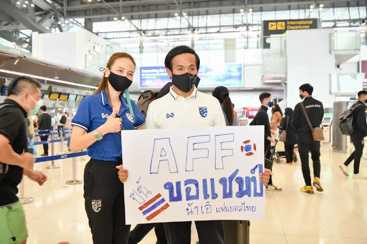 ช้างศึกยกพลบุกสิงคโปร์-ตั้ง"ชนาธิป"กัปตันทีม