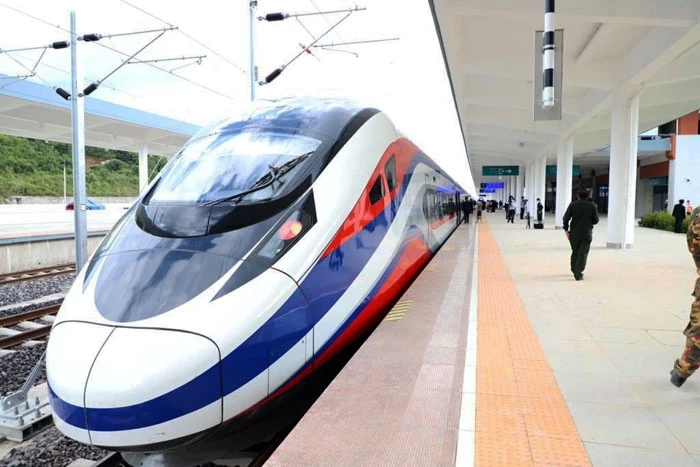 วันนี้ “วันชาติสปป.ลาว” รถไฟหัวกระสุนลาว-จีน เปิดทำการอย่างเป็นทางการ