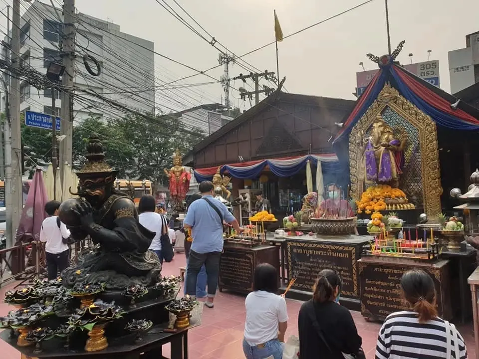 เอาใจสายมู ไหว้ยังไงที่ไหน ให้มีคู่  ปีใหม่จะได้ไม่ทนเหงาอีกต่อไป
