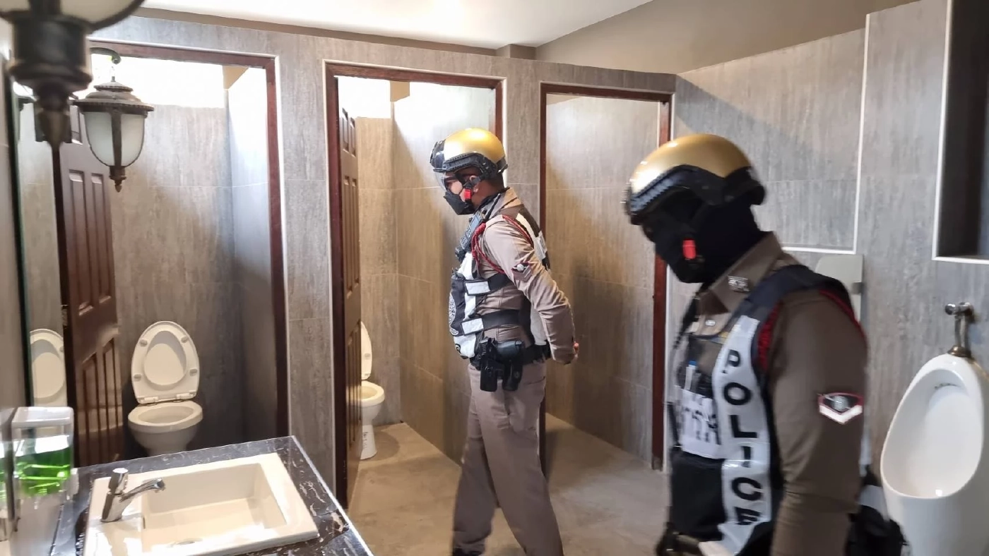 คนร้ายแอบถ่ายคลิป "2 นร." เล่นเสียวในห้องน้ำ ขู่เหยื่อออรัลเซ็กซ์ 