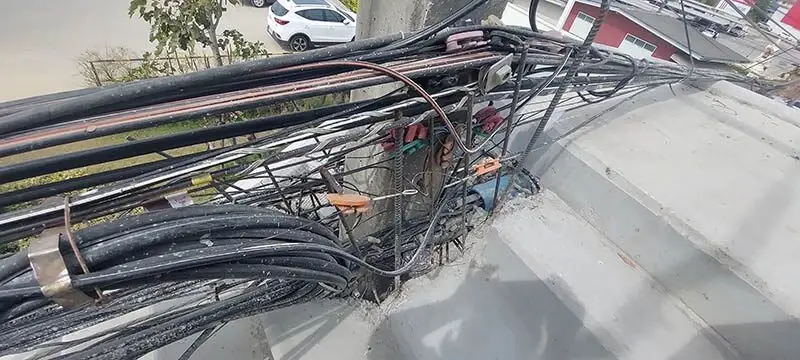 นายกเทศมนตรีสัตหีบ แจง "รองบ" รื้อเสาไฟฟ้าเจาะทะลุสะพานลอย