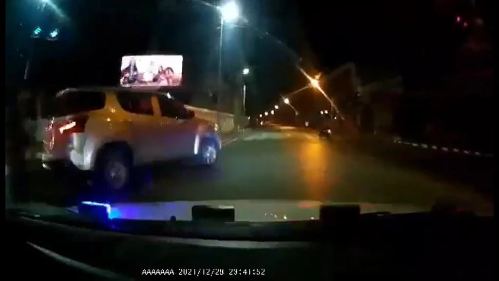 โฆษกศาลระบุชายอ้างเป็นรองอธิบดีฯ ชนแล้วหนี เป็นผู้พิพากษา