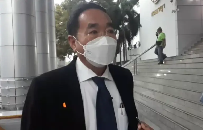 นายกฤษฎางค์ นุตจรัส ทนายความประจำศูนย์ทนายความเพื่อสิทธิมนุษยชน 