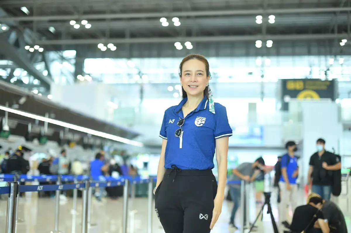 มาดามแป้ง นวลพรรณ ล่ำซำ