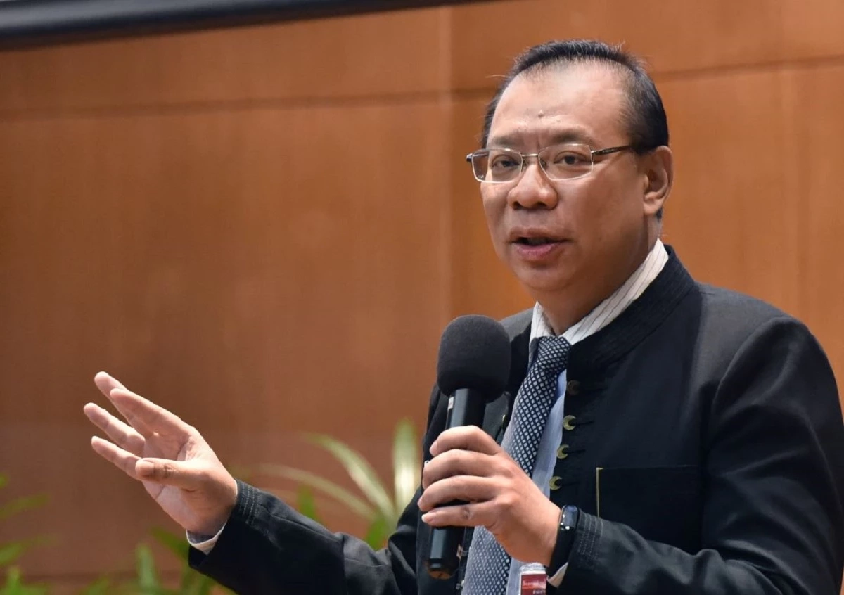 นายณรงค์ศักดิ์ โอสถธนากร ผู้ว่าฯ ปทุมธานี