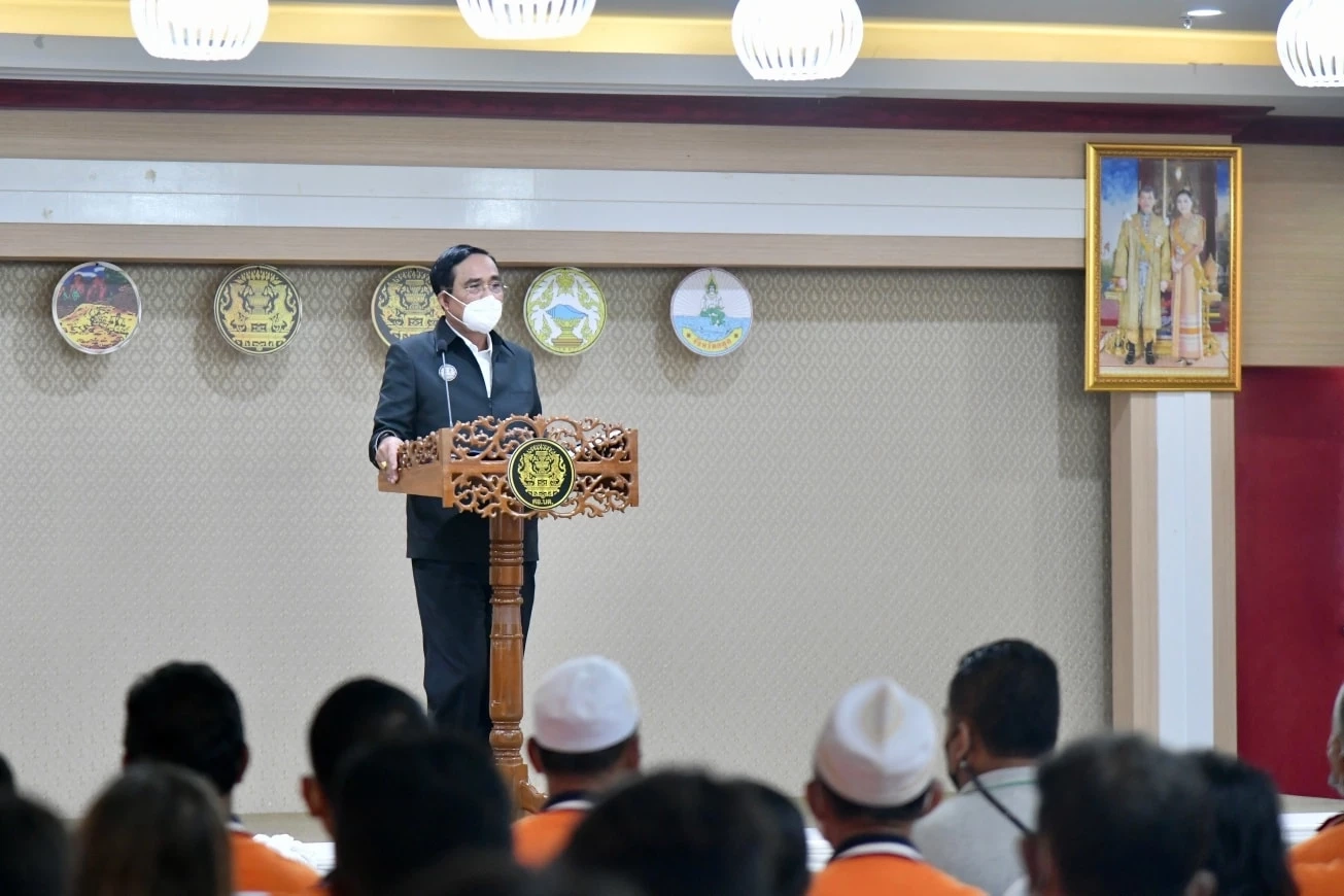 พล.อ.ประยุทธ์ จันทร์โอชา นายกรัฐมนตรี และ รมว.กลาโหม 