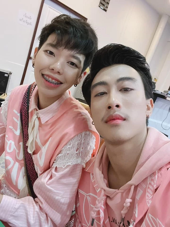 “นุ๊ก ปาย” จับมือแฟนคลับก้าวผ่านทุกดราม่าในปี 2021