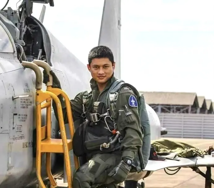 นายกฯ ห่วงนักบิน F-5 ที่บาดเจ็บสาหัส เผยยายามบังคับเครื่องให้พ้นบ้านเรือน