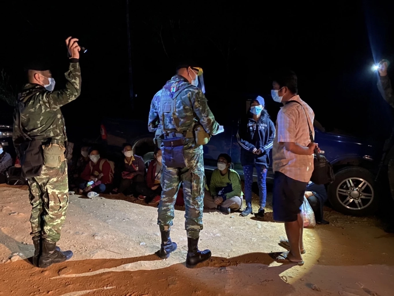 กองกำลังสุรสีห์ จับแรงงานเมียนมาล็อตใหญ่ 