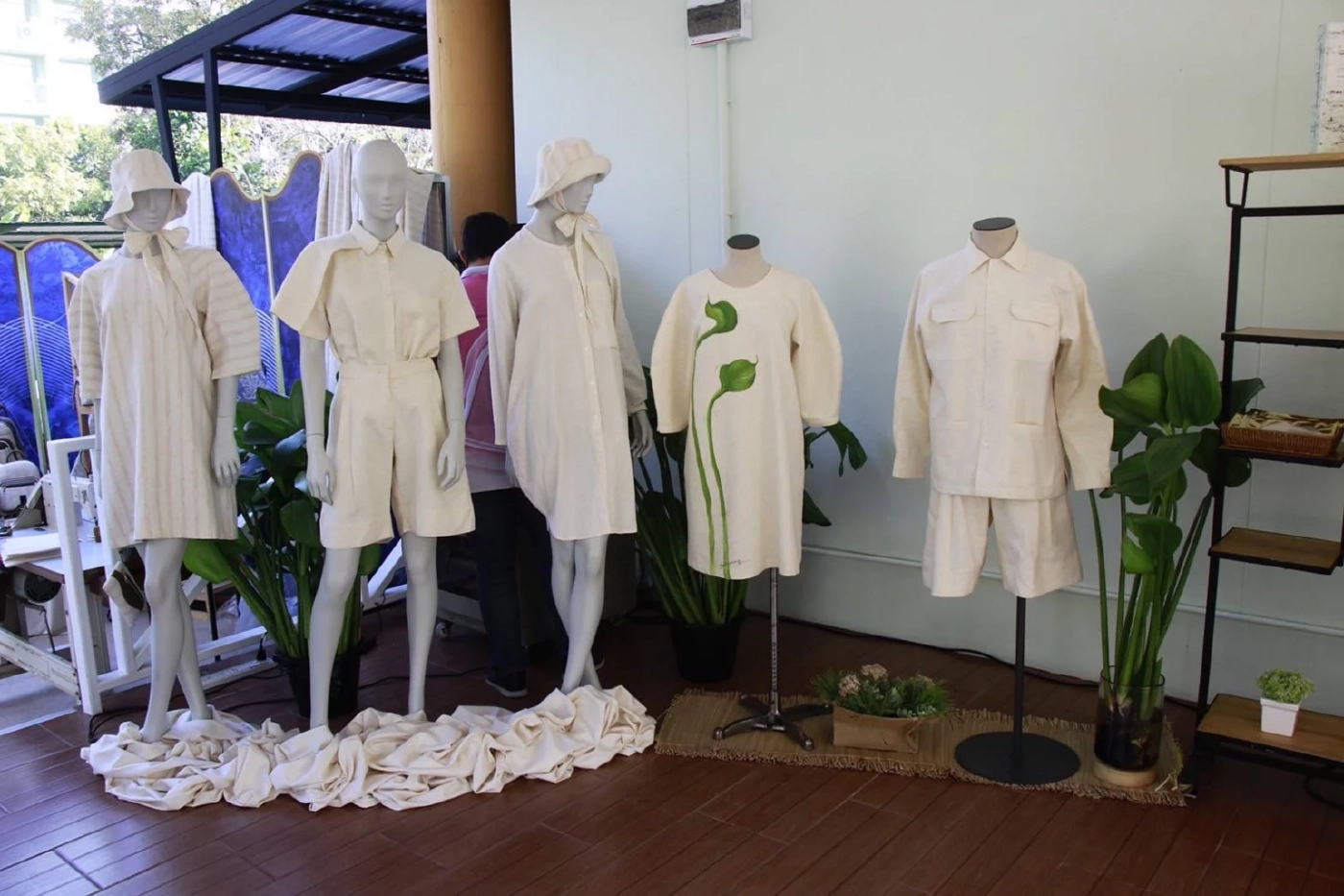 วช. ดันผลิตภัณฑ์ผ้าผักตบชวา มทร.ธัญบุรี สู่อุตสาหกรรมแฟชั่น