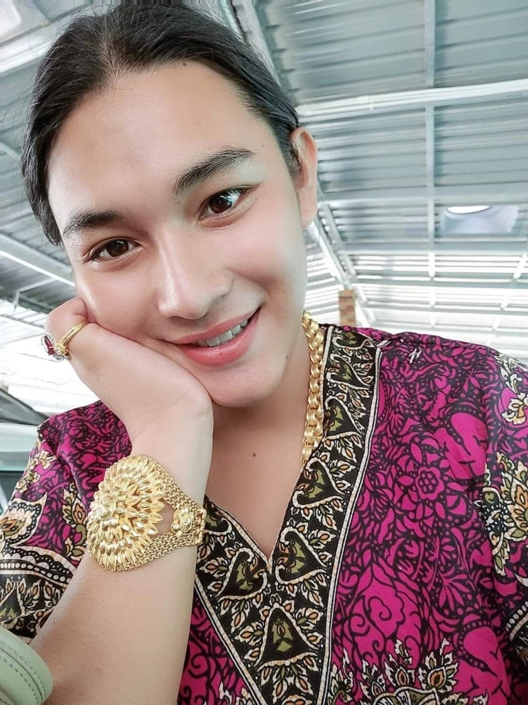 เปิดเลขประทัด “เจ๊ฟองเบียร์” คอหวยแห่ลุ้นงวด 30 ธ.ค. 64