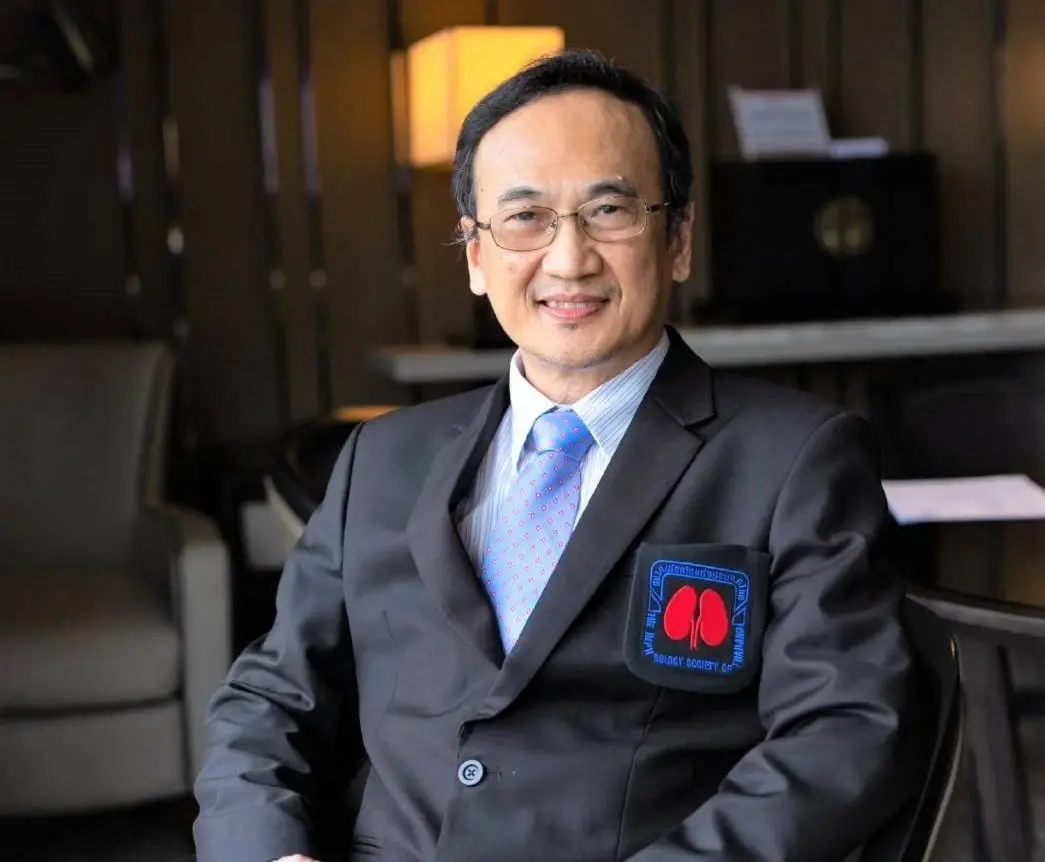 รศ.นพ.สุรศักดิ์ กันตชูเวสศิริ 
