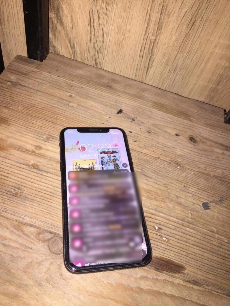 ได้คืนแล้ว !  ลูกค้าลืมมือถือ แต่แอปหาคู่เด้งรัว ๆ