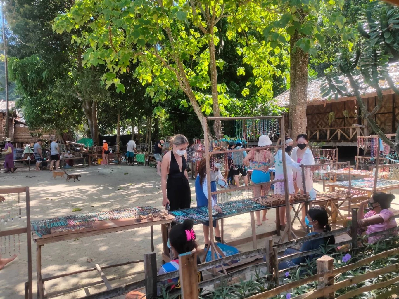 ทดลองเปิดเที่ยวหมู่บ้านมอแกนผ่านฉลุย