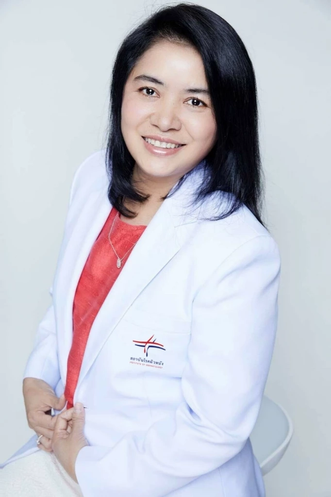 แพทย์ผิวหนังแนะวิธีการรักษาแผลเป็นหลุมสิว