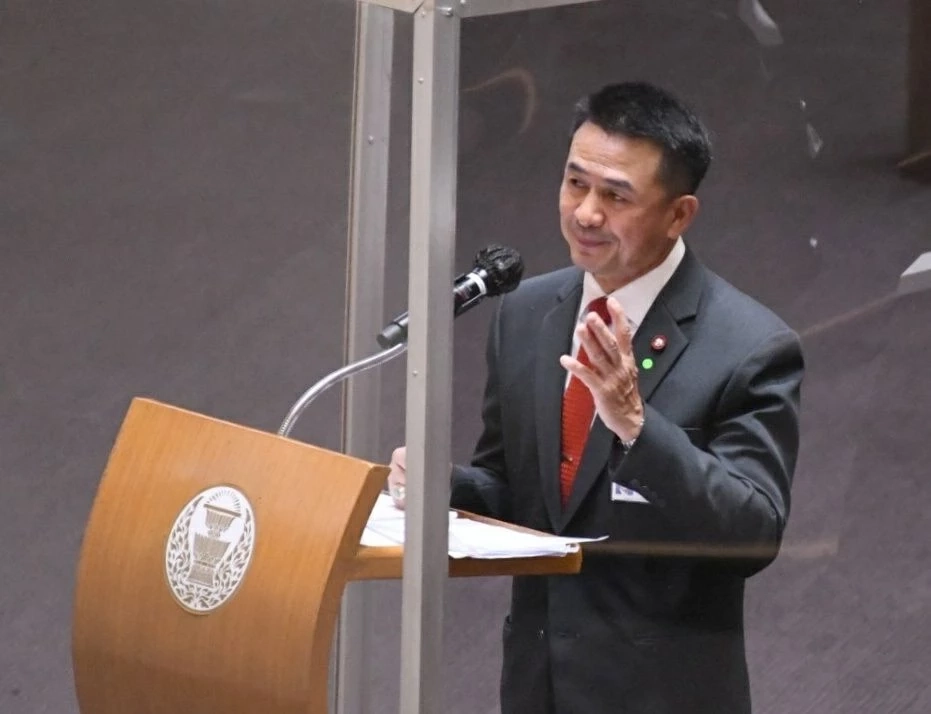 นพ.ชลน่าน ศรีแก้ว หัวหน้าพรรคเพื่อไทย