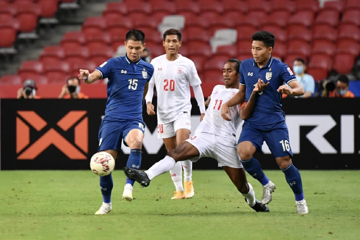 "ธีรศิลป์" เบิ้ลพาช้างศึก อัด เมียนมา 4-0 แซงขึ้นจ่าฝูงกลุ่ม เอ