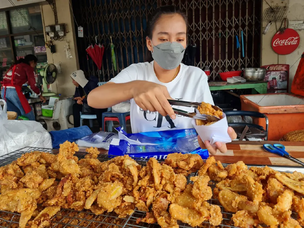 เปิดใจเจ้าของร้านกล้วยทอด หอบเหรียญ 1.2 แสนบ. ซื้อทองเป็นค่าสินสอด