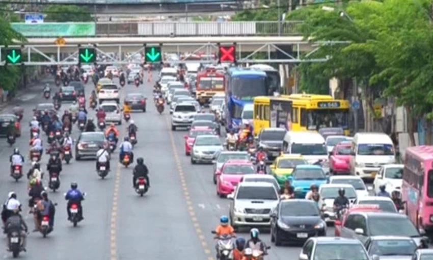 ศปถ. เผยยอดอุบัติเหตุในการเดินทางปีใหม่ วันแรกเสียชีวิต 39 ราย