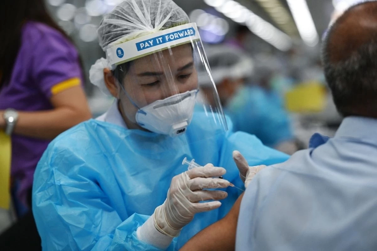 เปิดวิธีลงทะเบียนรับวัคซีนป้องกันโควิด-19 ทั้ง 3 เข็ม ง่ายๆผ่านแอปฯ QueQ