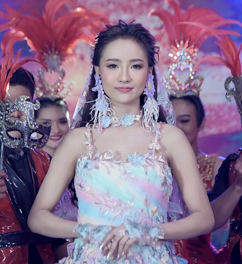 คอลูกทุ่งฟันธง “ไปถอดหน้ากาก” เพลงลูกทุ่งแท้ ที่คนไทยอยากฟัง