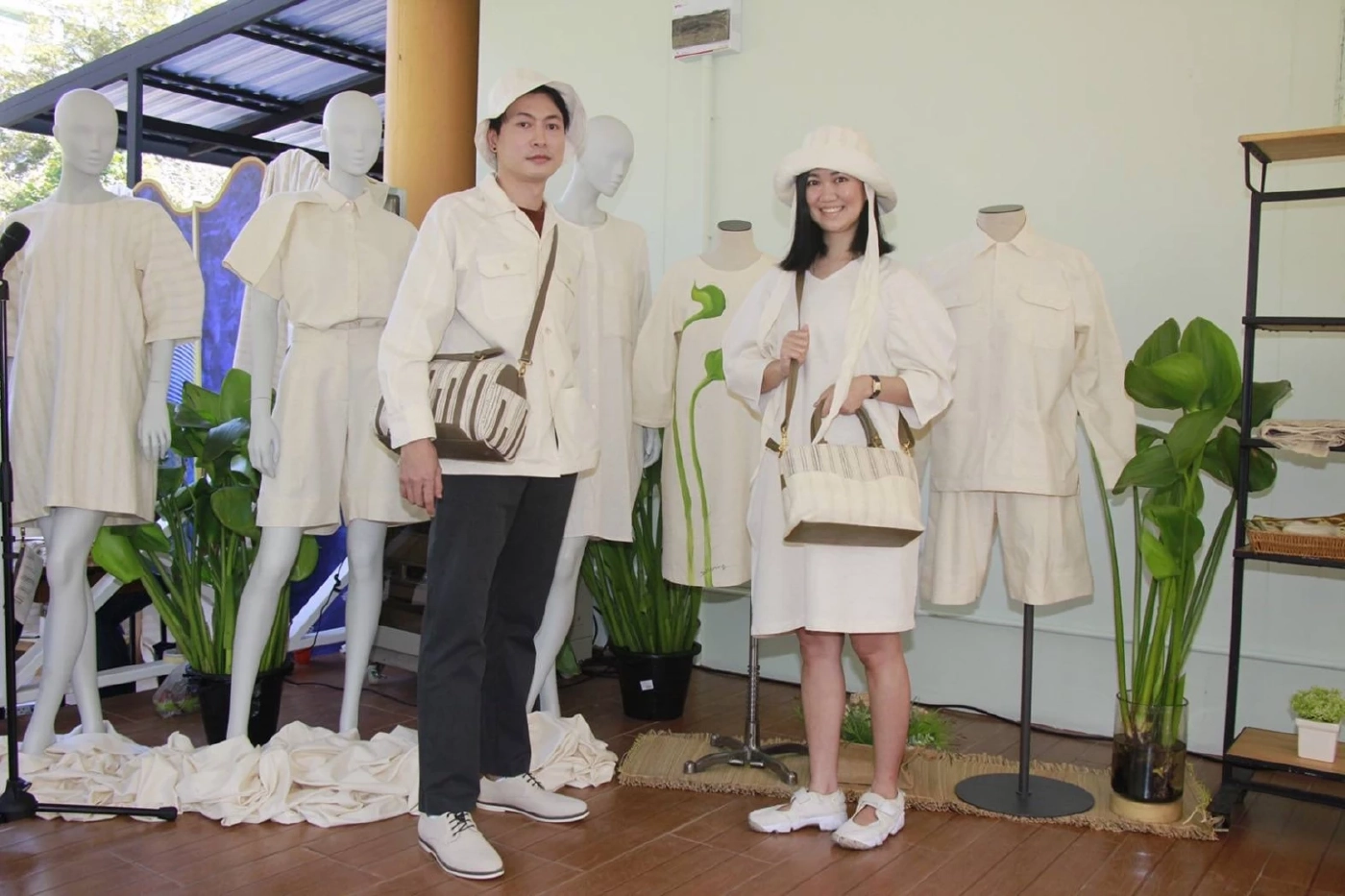 วช. ดันผลิตภัณฑ์ผ้าผักตบชวา มทร.ธัญบุรี สู่อุตสาหกรรมแฟชั่น